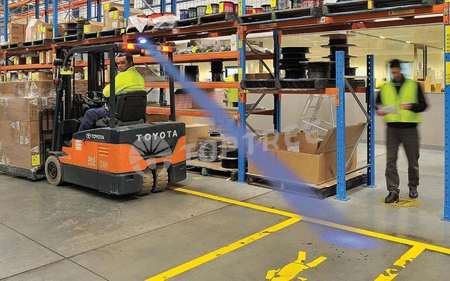 lampu sorot biru forklift