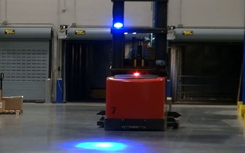 Bagaimana Lampu Biru Meningkatkan Keamanan Forklift? | TOPTREE